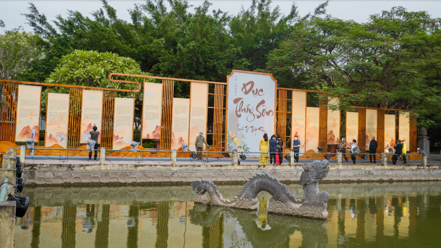 Lần đầu tiên những bài thơ cổ trên núi Dục Thuý được tái hiện lại tại sự kiện.